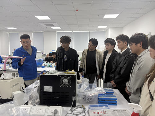 【π团队】双工作室联动调研校友企业 技术转让助力湖北“校友回归”